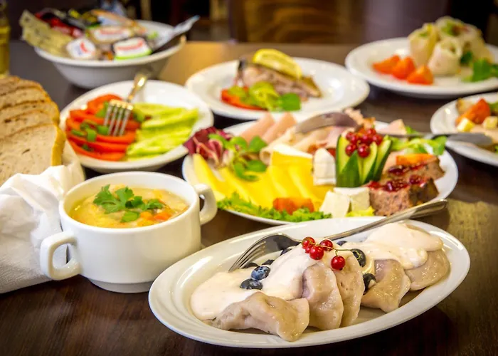 Zawiaty Rodzinne Z Animacjami Dla Dzieci Курортный комплекс Czarna Dabrowka